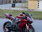 2004 Yamaha YZF R1 2004 Yamaha YZF R1