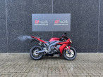 Yamaha YZF R1