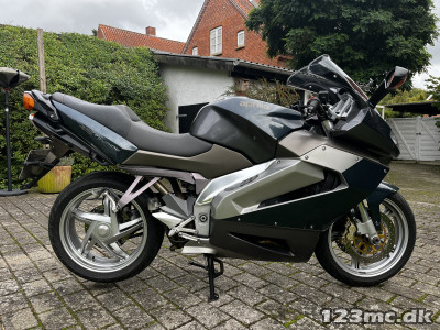 Aprilia RST 1000 Futura