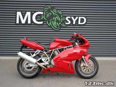 Ducati 800 Super Sport