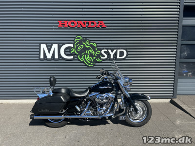 Harley-Davidson FLHRC Road King Classic