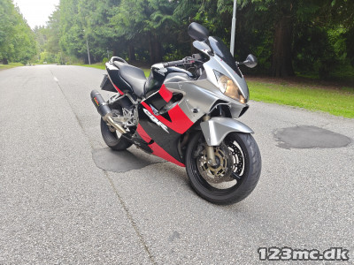 Honda CBR 600 F
