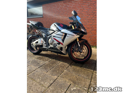 Honda CBR 600 RR