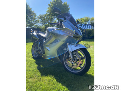 Honda VFR 800 F Sport turnering