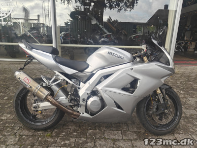 Suzuki SV 1000 S Suzuki SV 1000 S