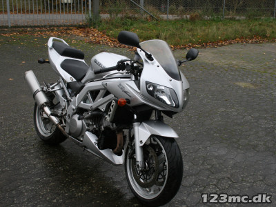 Suzuki SV 1000 S Suzuki SV 1000 S