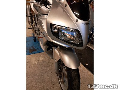 Suzuki SV 1000 S Suzuki SV 1000 S