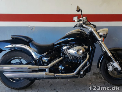 Suzuki VZ 800 Intruder Cruiser