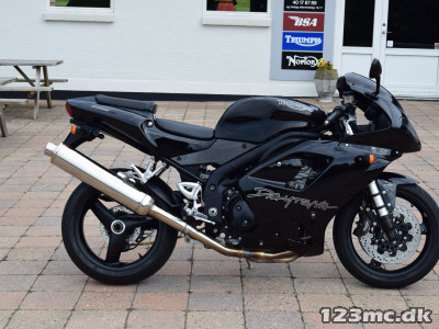 Triumph Daytona 955i Naked bike