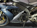 2005 Yamaha YZF R1