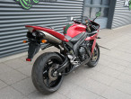 2005 Yamaha YZF R1 2005 Yamaha YZF R1