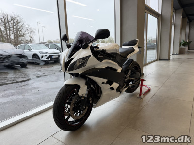 Yamaha YZF R6