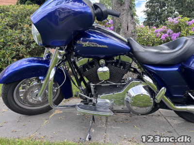 Harley-Davidson FLHX Street Glide