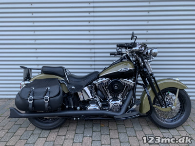 Harley-Davidson FLSTSCI Springer Classic HMC Motorcykler. Vi bytter gerne.