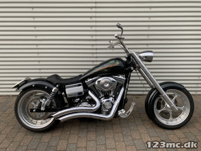 Harley-Davidson FXDWG Dyna Wide Glide HMC Motorcykler. Vi bytter gerne.