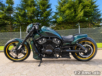 Harley-Davidson VRSCD Night Rod
