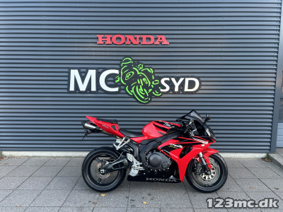 Honda CBR 1000 RR Fireblade Sport