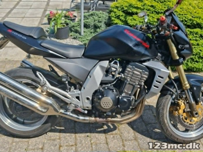 Kawasaki Z 1000 naked