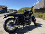 2006 Triumph Bonneville 790 Black