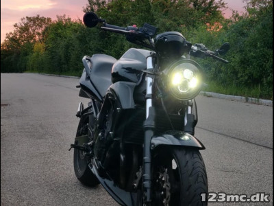 Yamaha FZ6