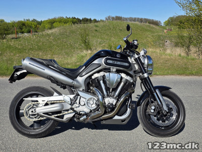 Yamaha MT-01 Sport
