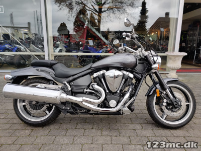 Yamaha XV 1700