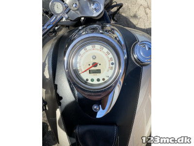 Yamaha XVS 1100 Drag Star