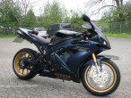 Yamaha YZF R1