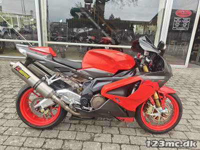 Aprilia RSV 1000 R