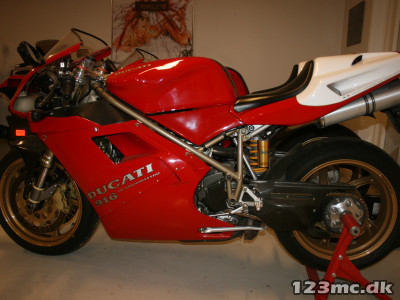 Ducati 916 SP