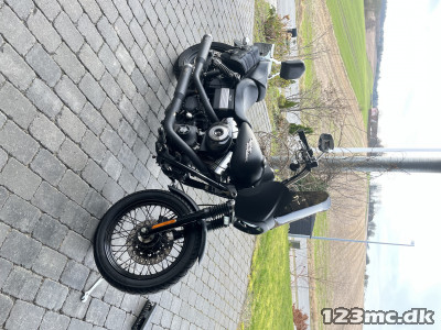 Harley-Davidson FXDB Street Bob