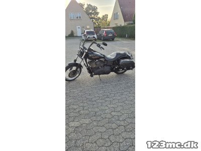 Harley-Davidson FXDB Street Bob