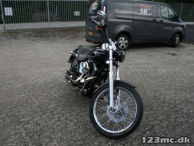 Harley-Davidson FXSTD Deuce