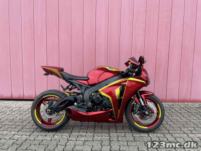 Honda CBR 1000 RR Fireblade