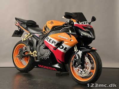 Honda CBR 1000 RR Fireblade