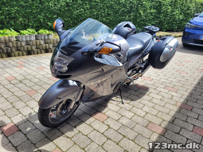 Honda CBR 1100 XX Blackbird