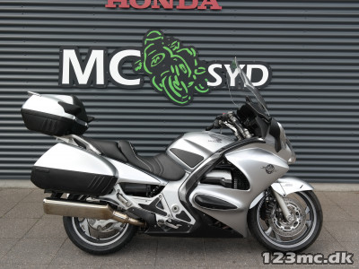Honda ST 1300 Pan European MC-SYD       BYTTER GERNE