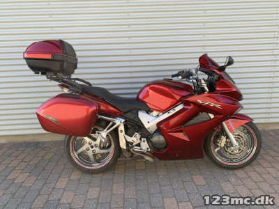 Honda VFR 800 F HMC Motorcykler. Vi bytter gerne.