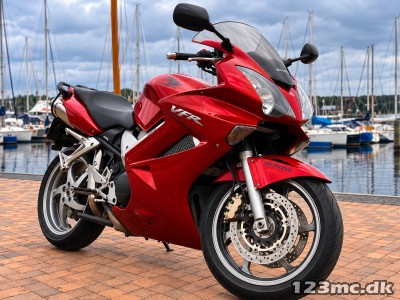 Honda VFR 800 F