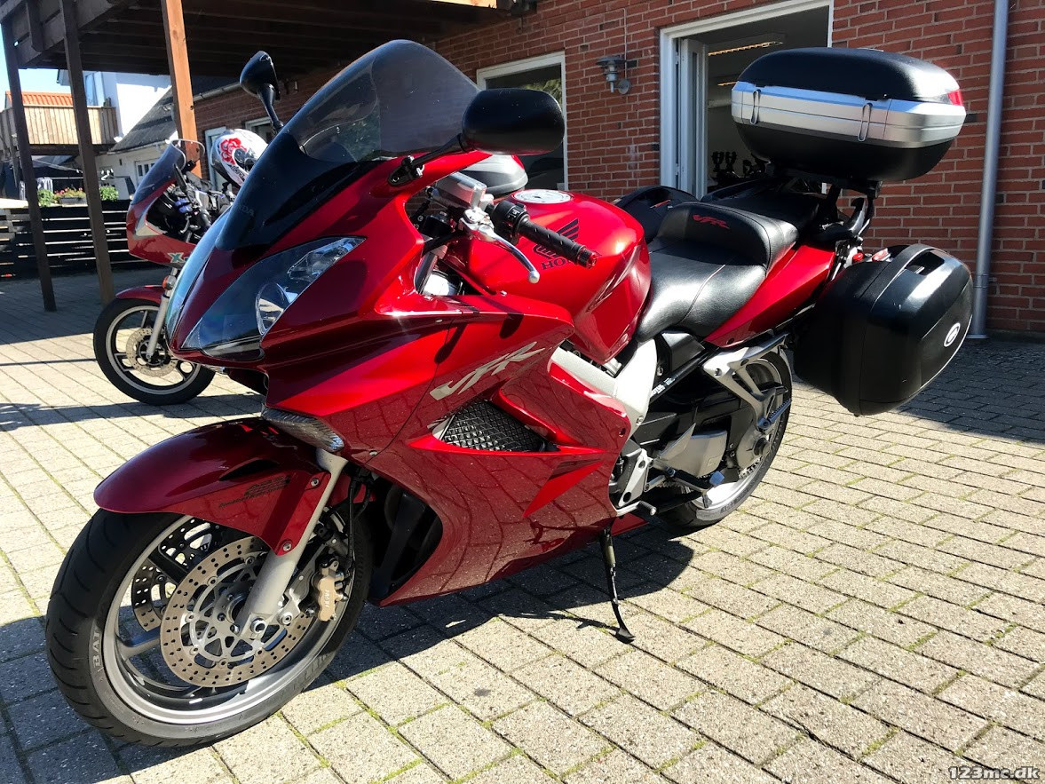 Honda vfr 800 2007