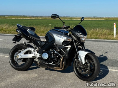 Suzuki GSX 1300 B-King