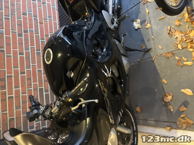 Suzuki GSX 750 F Sport