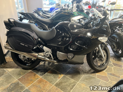 Suzuki GSX 750 F