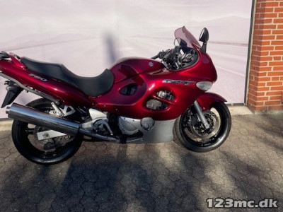 Suzuki GSX 750 F