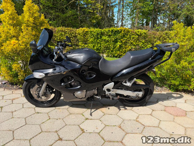 Suzuki GSX 750 F