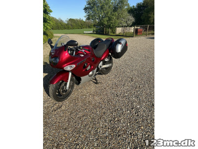 Suzuki GSX 750 F