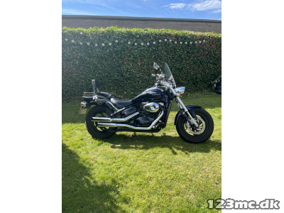 Suzuki VZ 800 Intruder