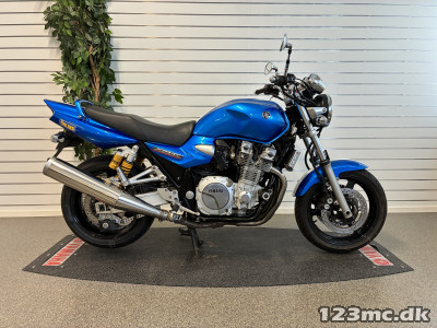 Yamaha XJR 1300