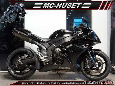 Yamaha YZF R1