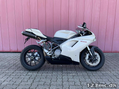 Ducati 848